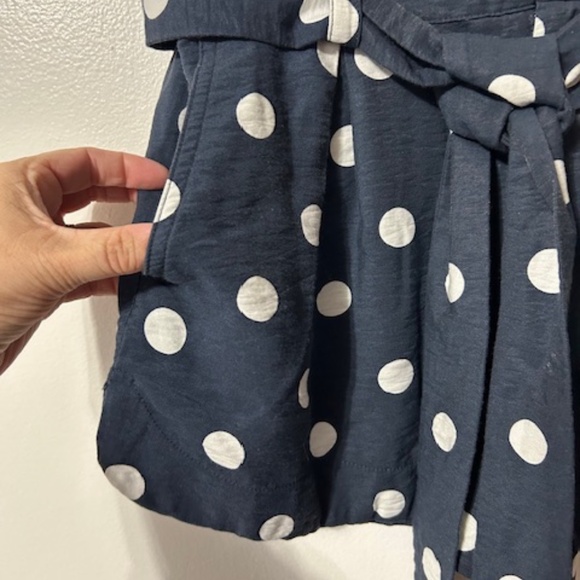 LC Lauren Conrad Blue White Polka Dot Tie Waist Twill Sash Shorts Size Small - Picture 6 of 10
